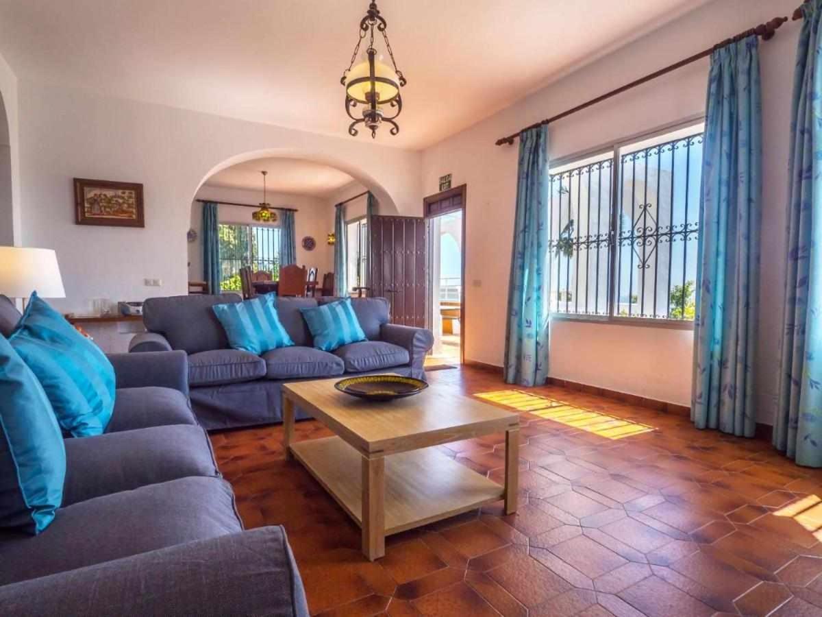 Villa Azahara 内尔哈 外观 照片
